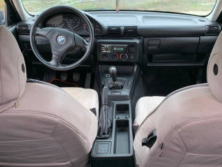 BMW 3 Series Coupe foto 6