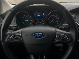 Ford Focus foto 20