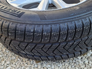 215/65 R17 Nissan Qashqai/X-Trail, 5x114.3  7J  ET40, Pirelli iarnă foto 1