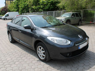 Renault Fluence foto 2