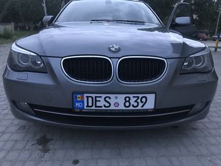 BMW 5 Series foto 1