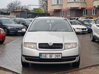 Skoda Fabia foto 2