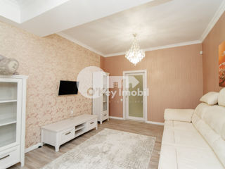 Apartament cu 2 camere, 70 m², Botanica, Chișinău foto 3