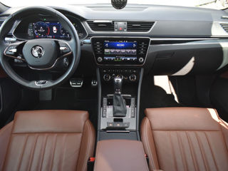 Skoda Superb foto 7