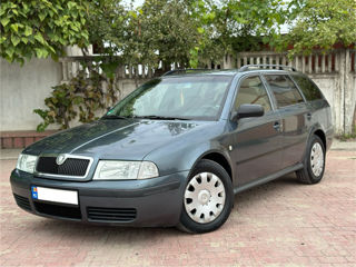 Skoda Octavia foto 2