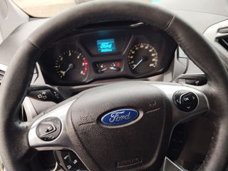 Ford foto 9