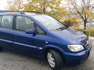 Opel Zafira foto 3