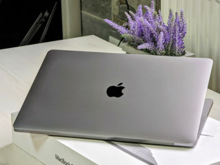 MacBook Pro 13 2020 (Core i7 8569u/16Gb Ram/512Gb SSD/Iris Plus Graphics/13.3" Retina) foto 11