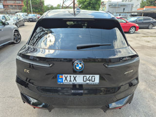 BMW iX foto 4