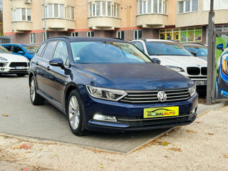 Volkswagen Passat foto 3