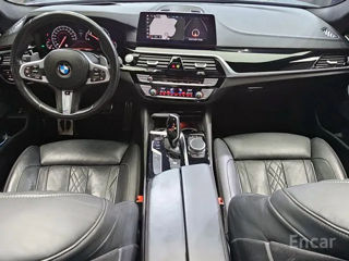 BMW 5 Series foto 6