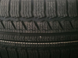 215 65 16C Nokian noi фото 4