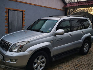 Toyota Land Cruiser Prado foto 3