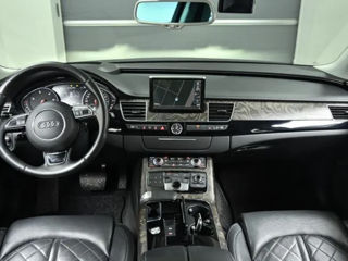 Audi A8 foto 4