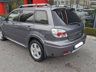 Mitsubishi Outlander foto 7