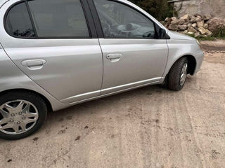 Toyota Yaris foto 5