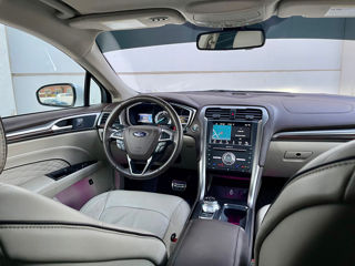 Ford Fusion foto 6