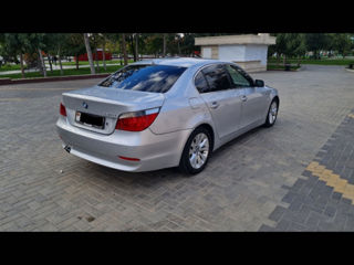 BMW 5 Series foto 3