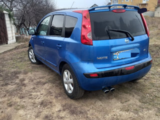 Nissan Note foto 2