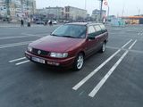 Volkswagen Passat foto 2