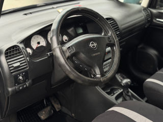 Opel Zafira foto 9