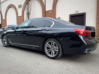 BMW 7 Series foto 4