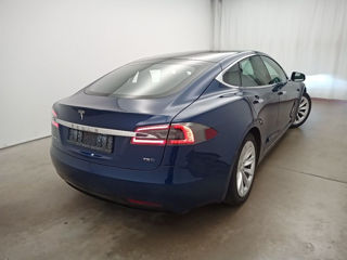 Tesla Model S foto 2