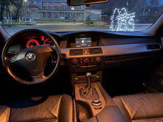 BMW 5 Series foto 10