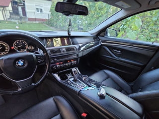 BMW 5 Series foto 4