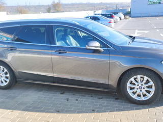 Ford Mondeo foto 3