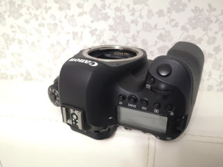 Canon 6D mark2 body foto 2