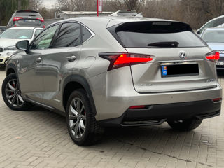 Lexus NX Series foto 4