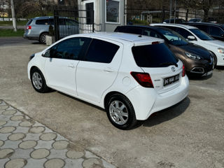 Toyota Yaris foto 7