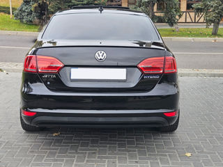 Volkswagen Jetta foto 7