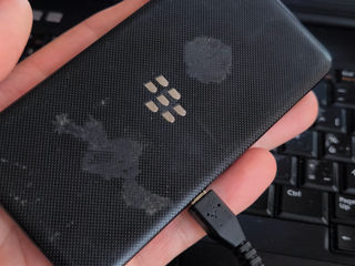 Vind blackberry z10 in stare lucratoare doar proshivca trebuie facuta foto 4