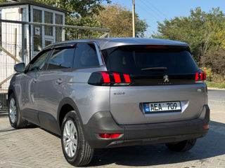 Peugeot 5008 foto 4