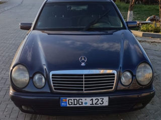 Mercedes E-Class