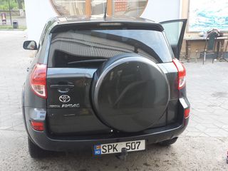 Toyota Rav 4 foto 3