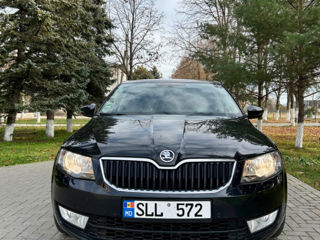 Skoda Octavia foto 2