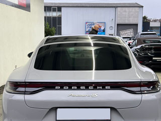 Porsche Panamera foto 2