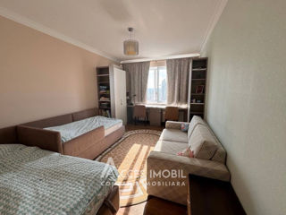 Apartament cu 2 camere, 84 m², Râșcani, Chișinău foto 4