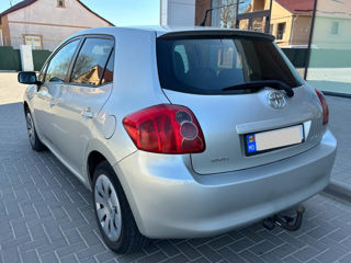 Toyota Auris foto 4