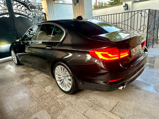 BMW 5 Series foto 5