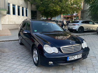 Mercedes C-Class