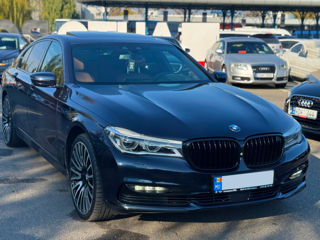 BMW 7 Series foto 3