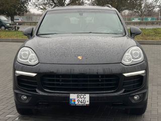 Porsche Cayenne foto 2