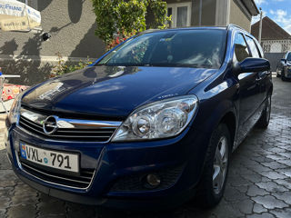 Opel Astra foto 2