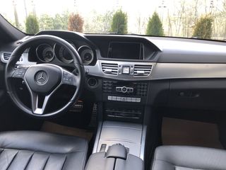 Mercedes E-Class foto 8