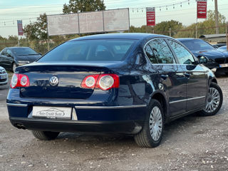 Volkswagen Passat foto 2