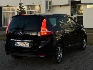 Renault Grand Scenic foto 3